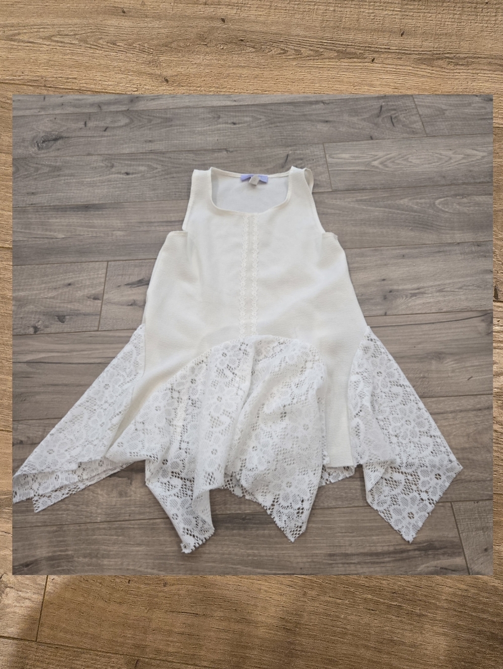 NWOT Charming Charlie Girl Lace Handkerchief Hem Top / Dress - Size 7/8